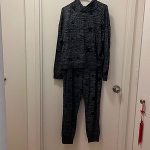 Gap matching lounge set